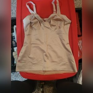 34 Sheer Full Support Ruby Ribbon